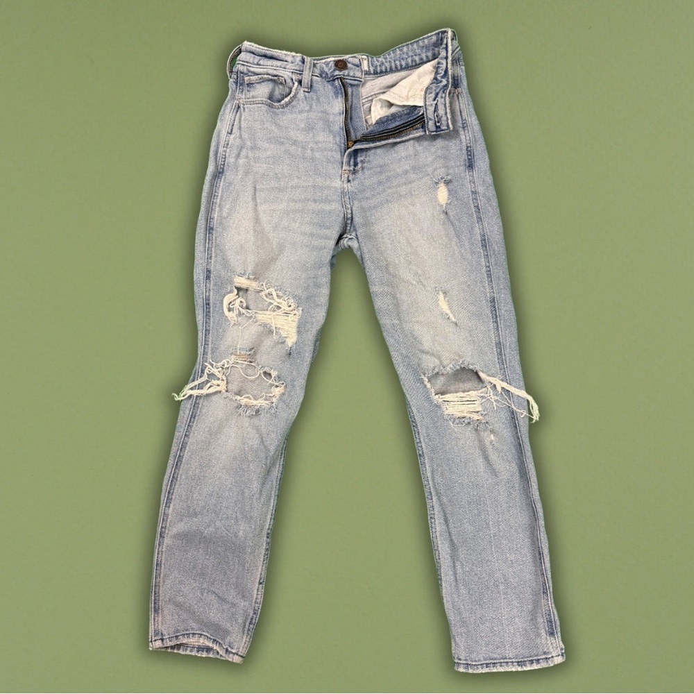Hollister 0R Curvy Ultra High-Rise Mom Jean